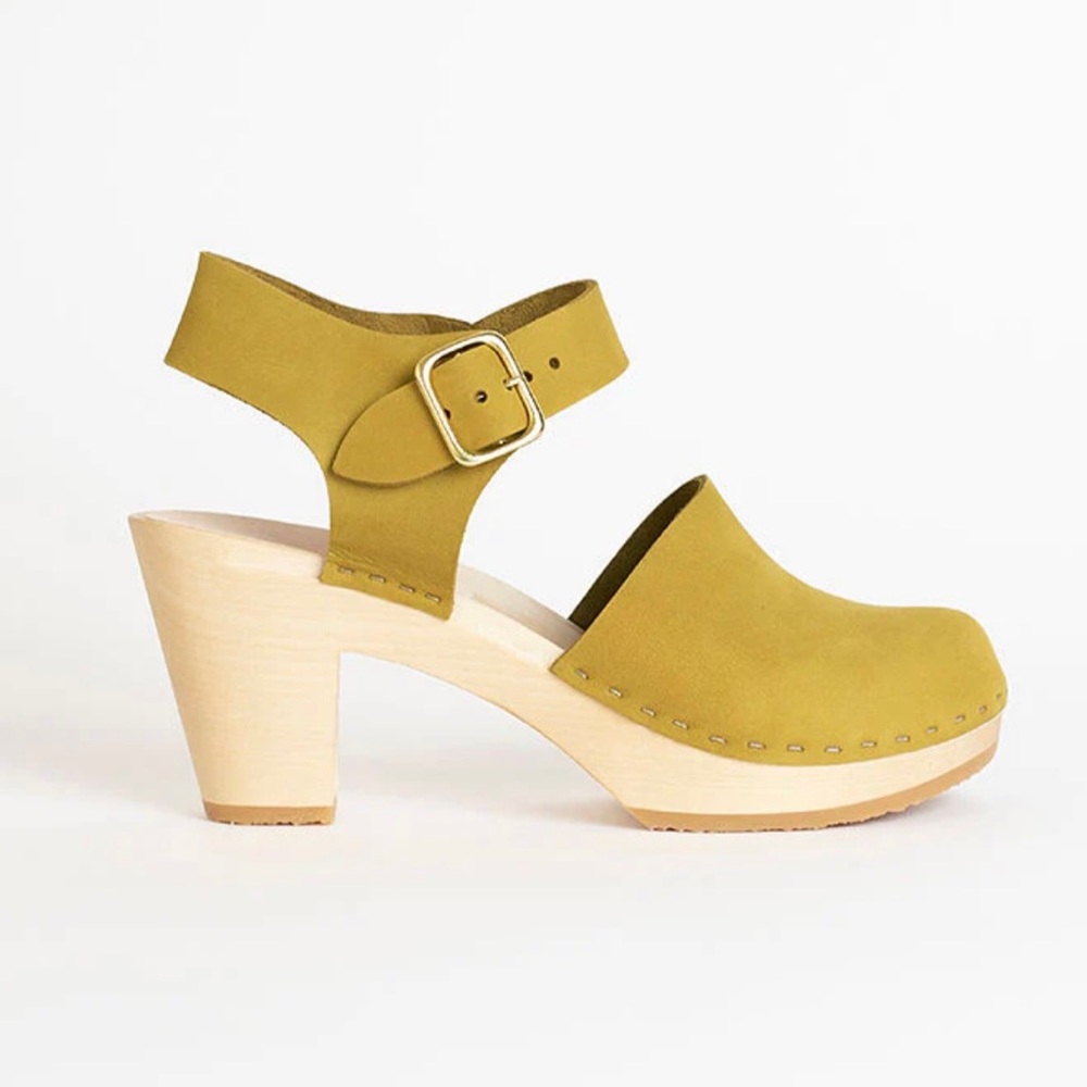 Bryr Clogs - Emma Closed Toe, High Heel